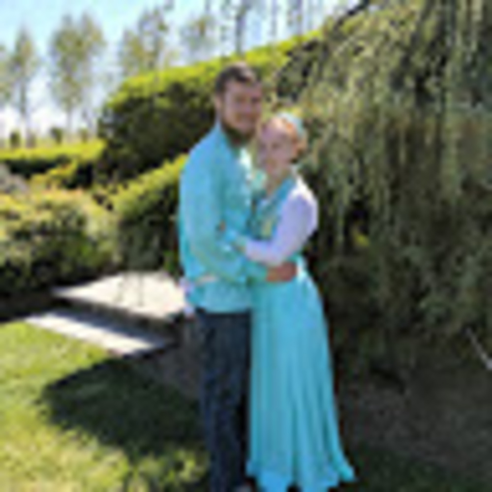 Meet your Posher, Alia